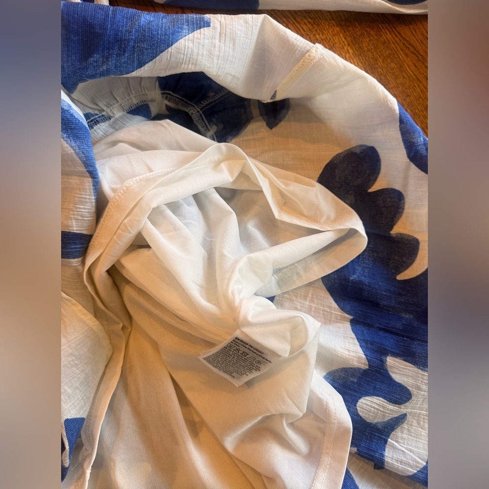 H&M Blue and White Floral off the shoulder short dress XS - Picture 5 of 7